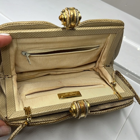 Judith Leiber Lizard Top Clasp Clutch Shoulder Bag - Picture 8 of 11